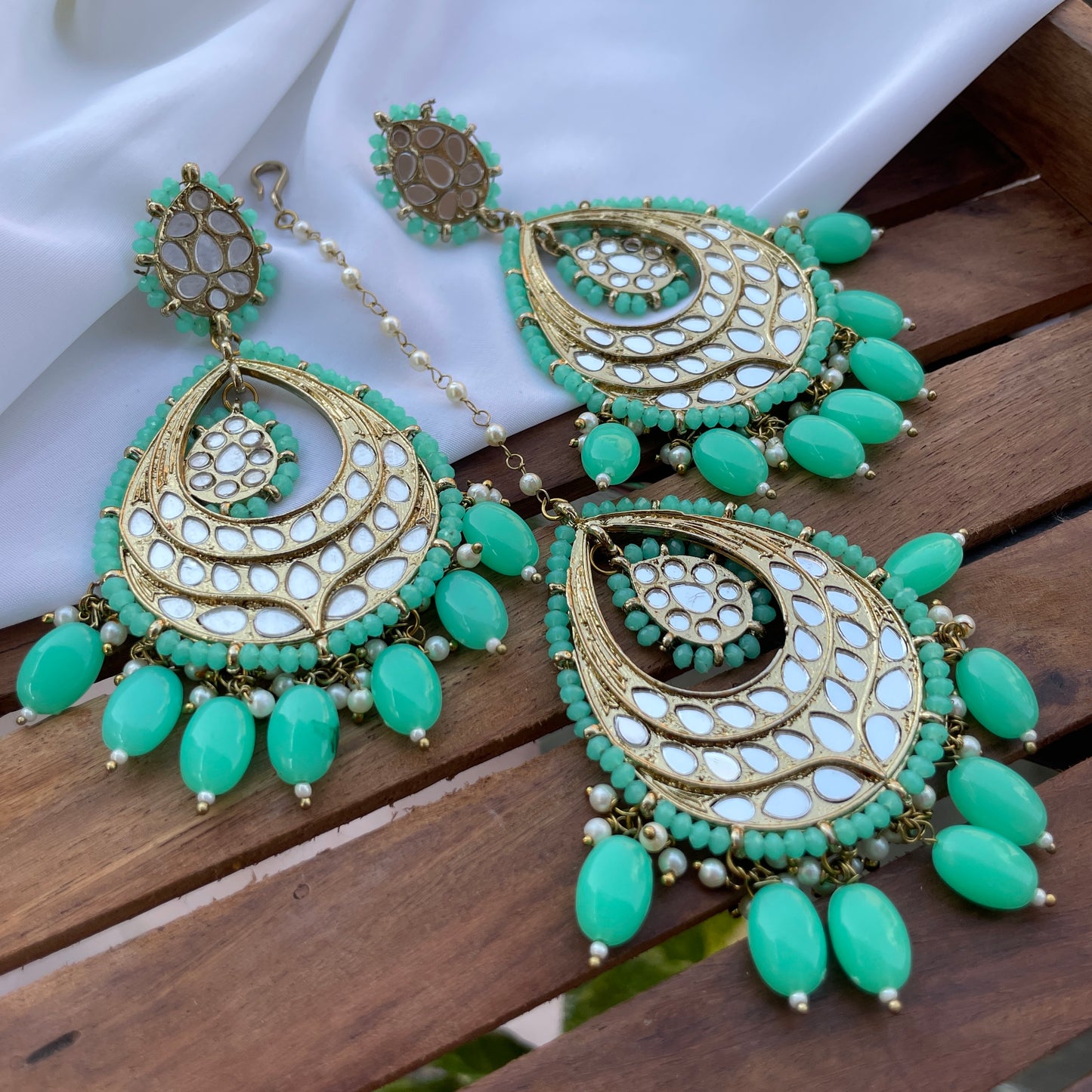 Pear Mirror Tikka Set