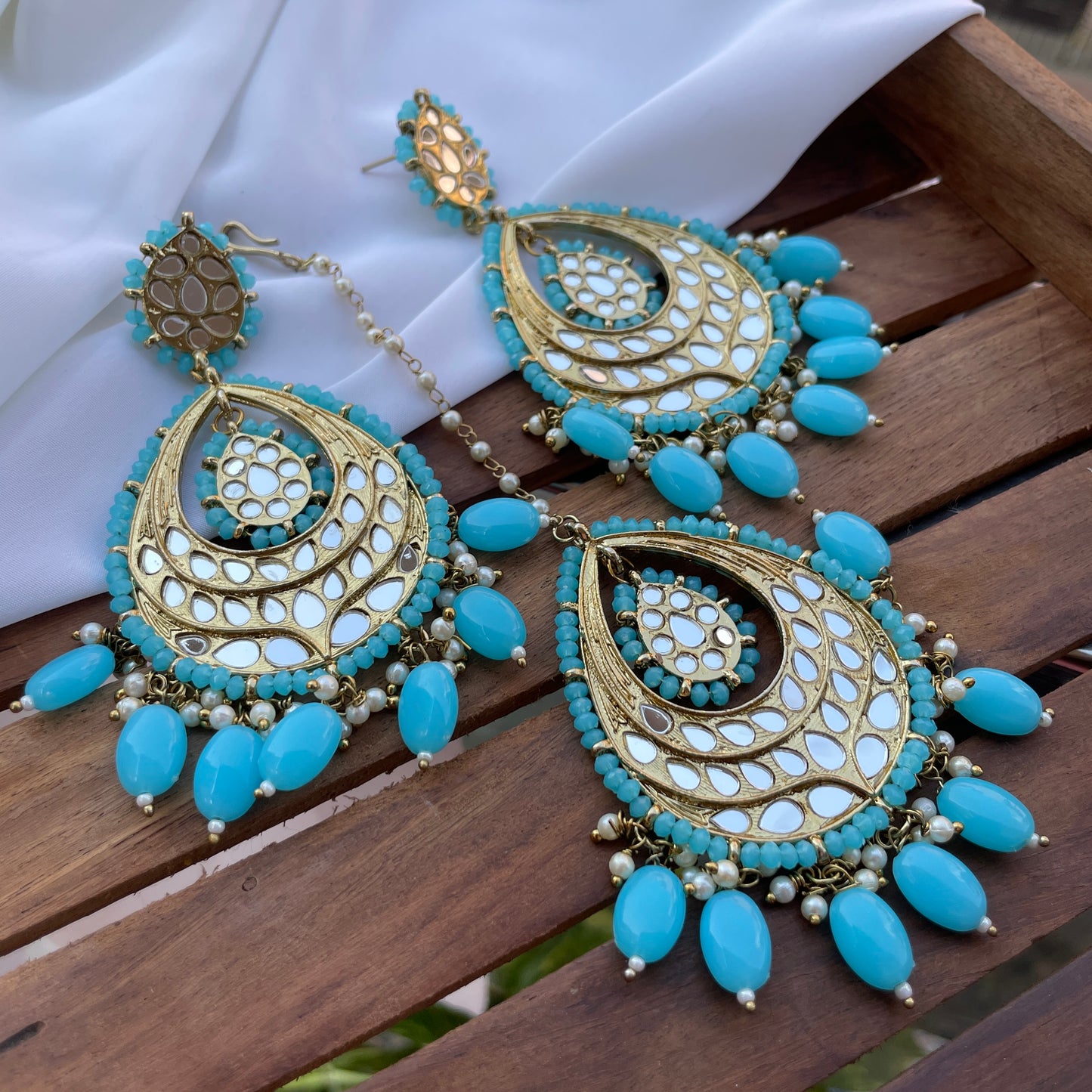 Pear Mirror Tikka Set