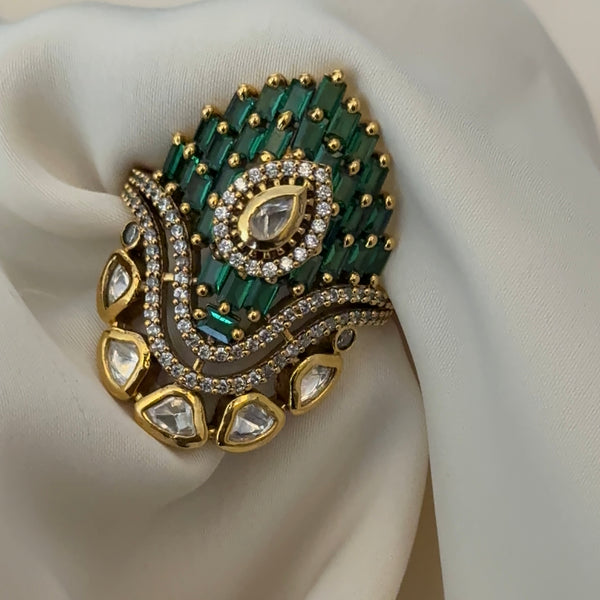 Levika Moissanite Ring