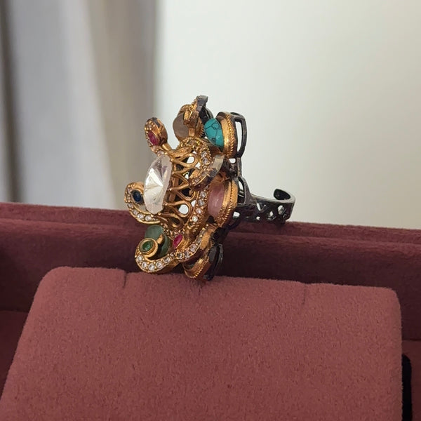 Sofia Navartan Sabya Ring
