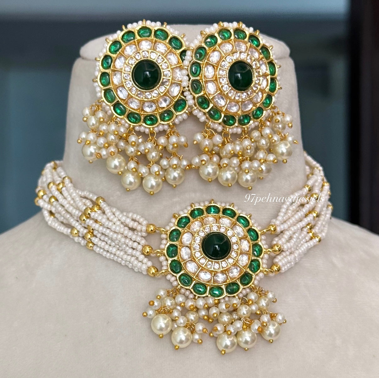 Mira Kundan Choker set