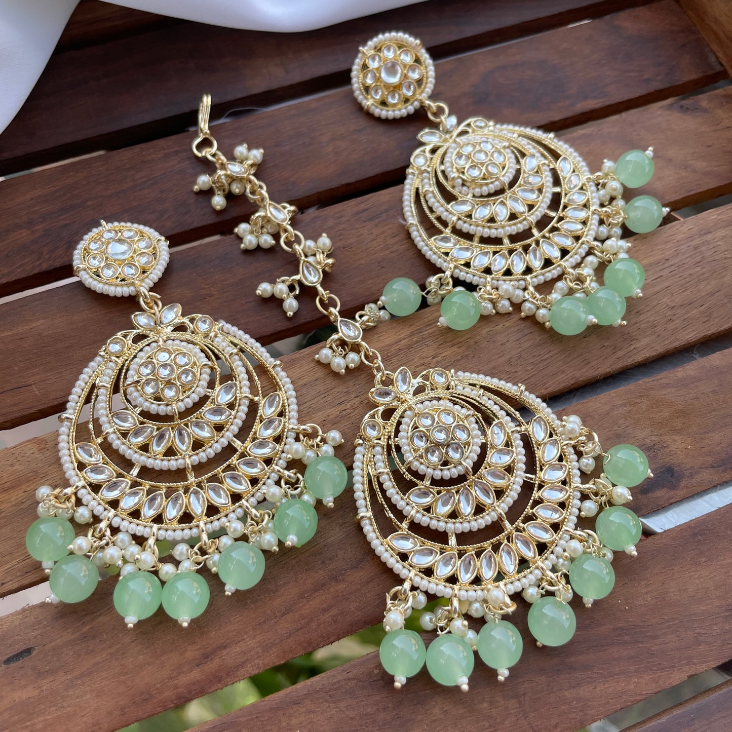 Naina Earrings Tikka Set