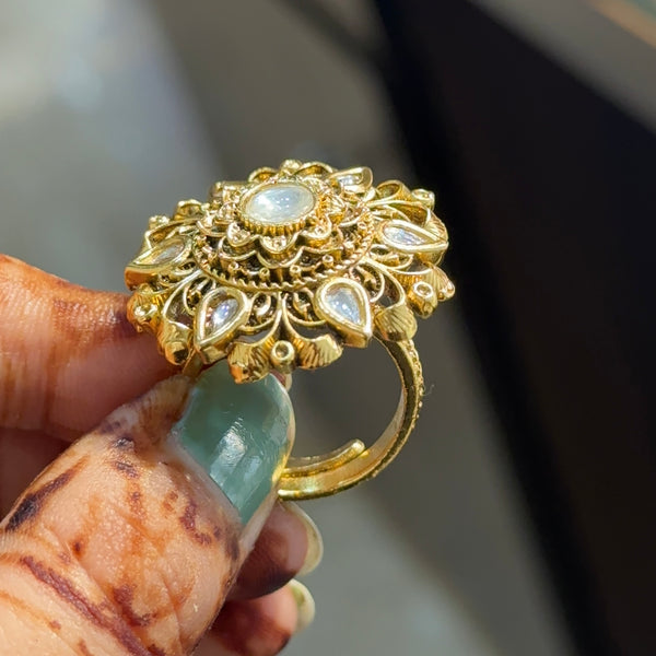 AC Kundan Ajustable Ring