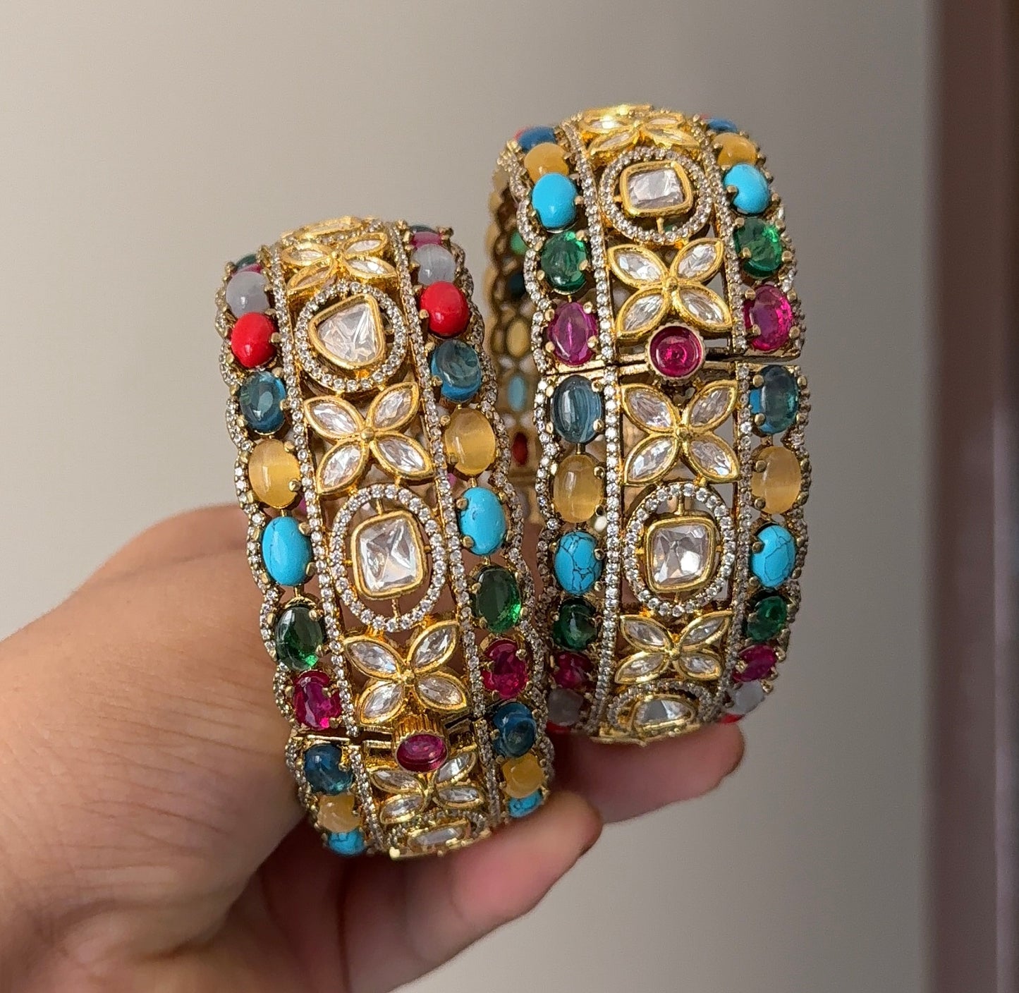 Sara Kundan Opening Bangles