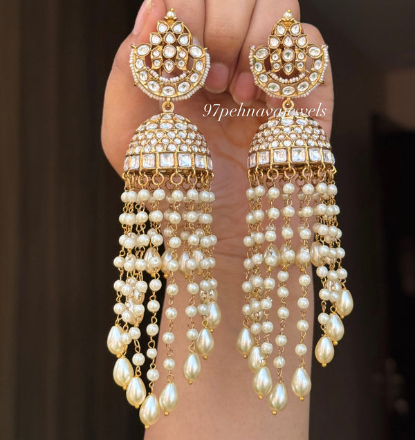 Janvi Kundan Jhumka