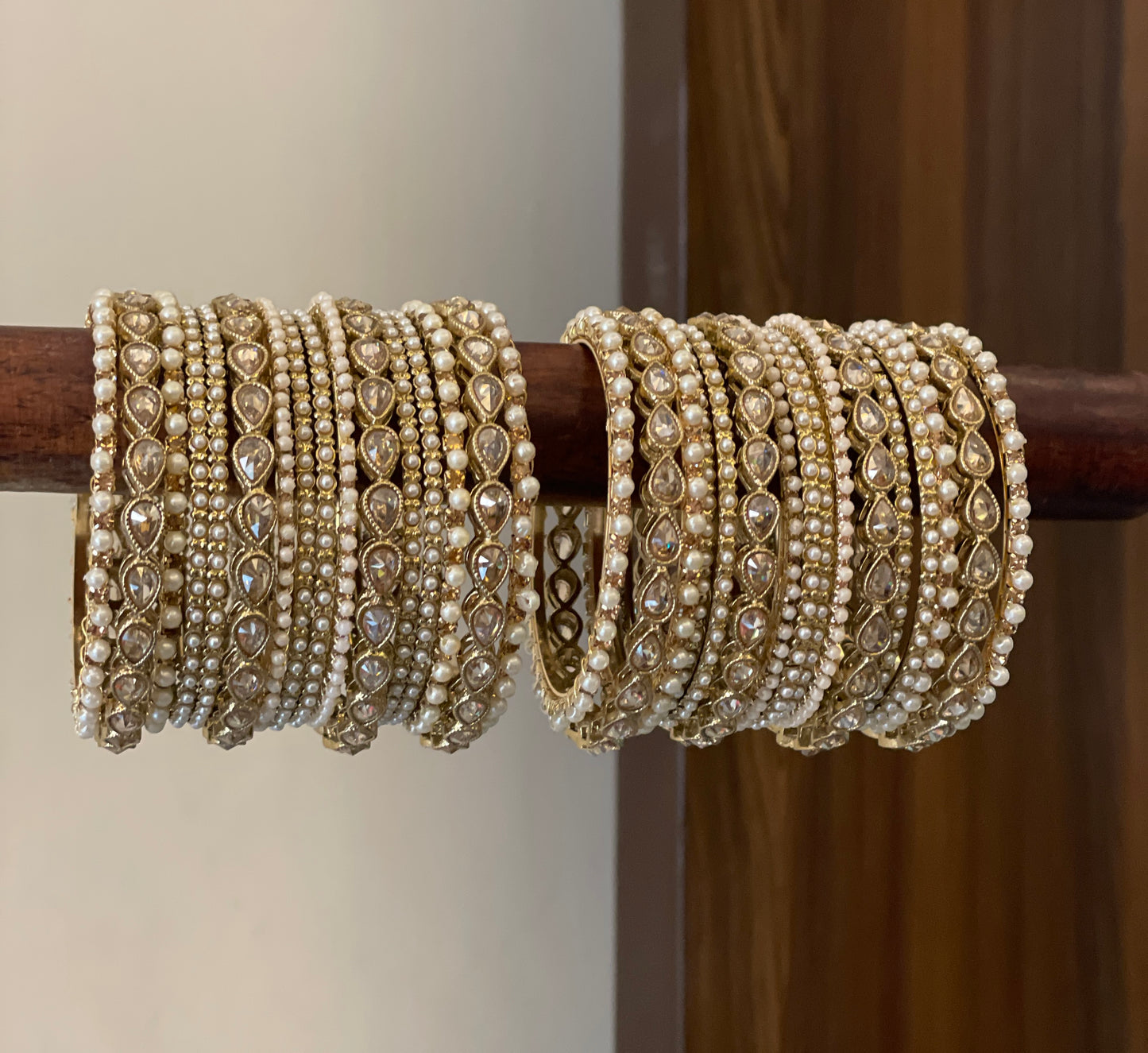 Aastha Bangle Set