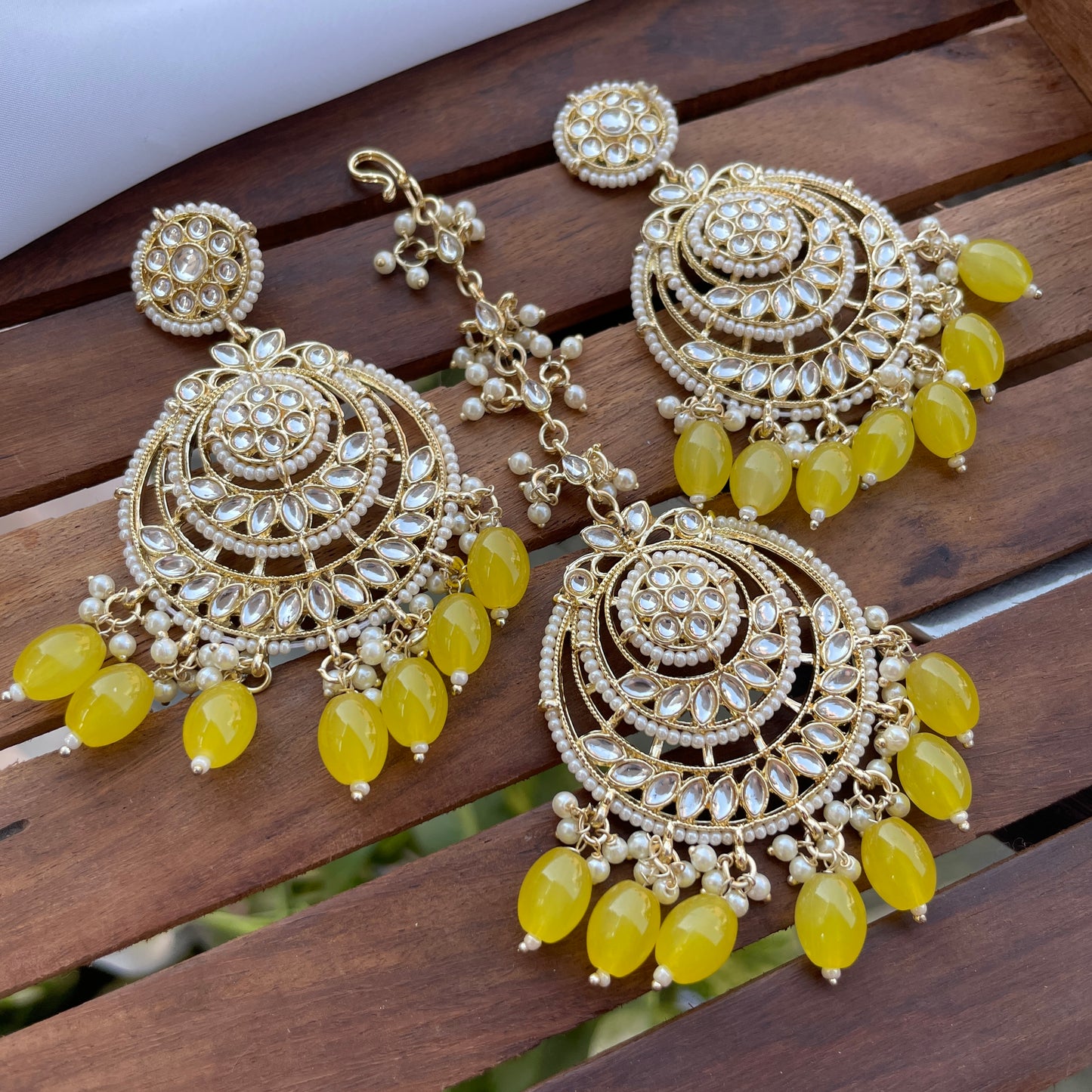 Naina Earrings Tikka Set