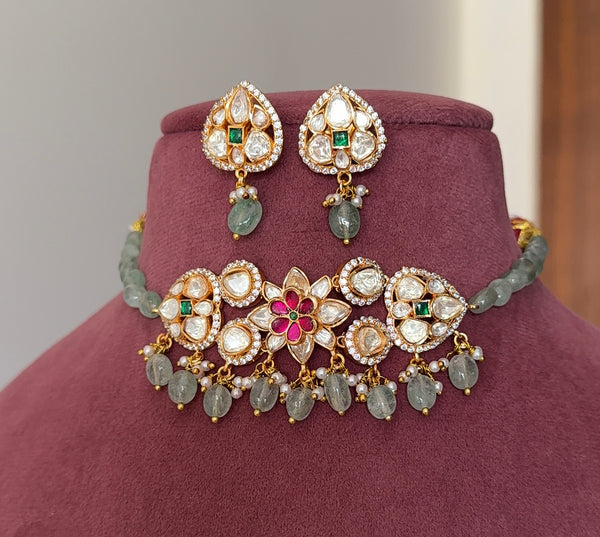 Kusum Sunheri Kundan Choker Set