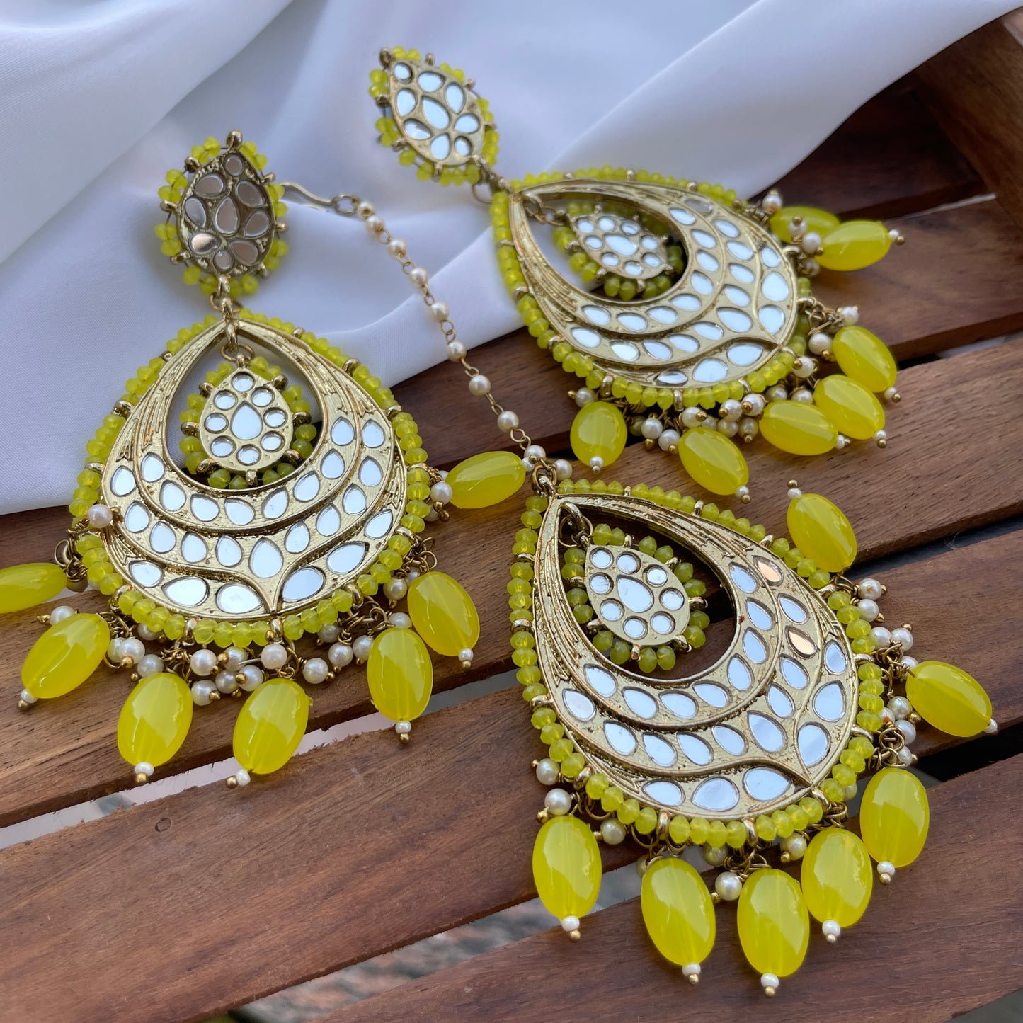 Pear Mirror Tikka Set