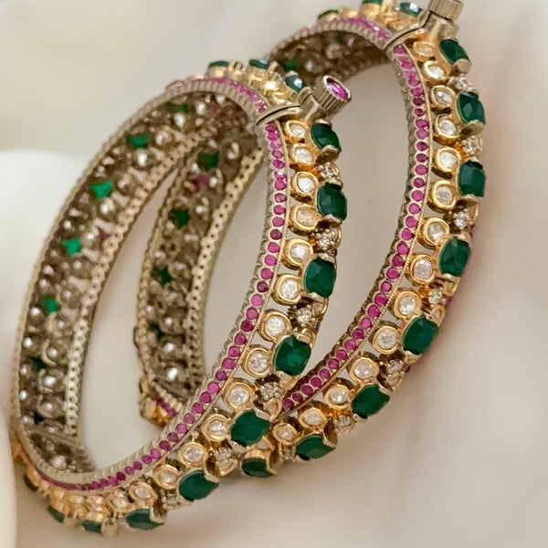 Gayatri Polki Bangles
