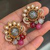 Vanya Sabya Stud earrings