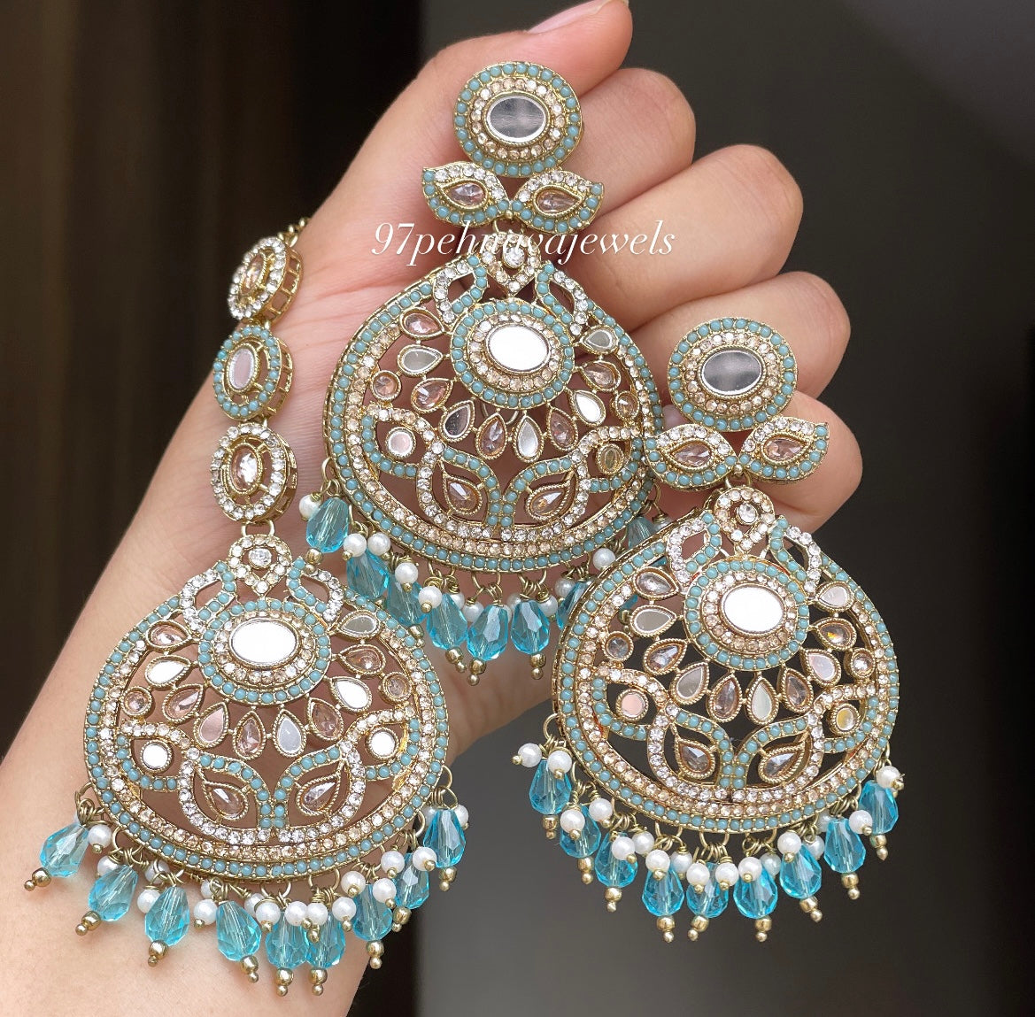 Nazmeet Mirror Chaandbali Tikka