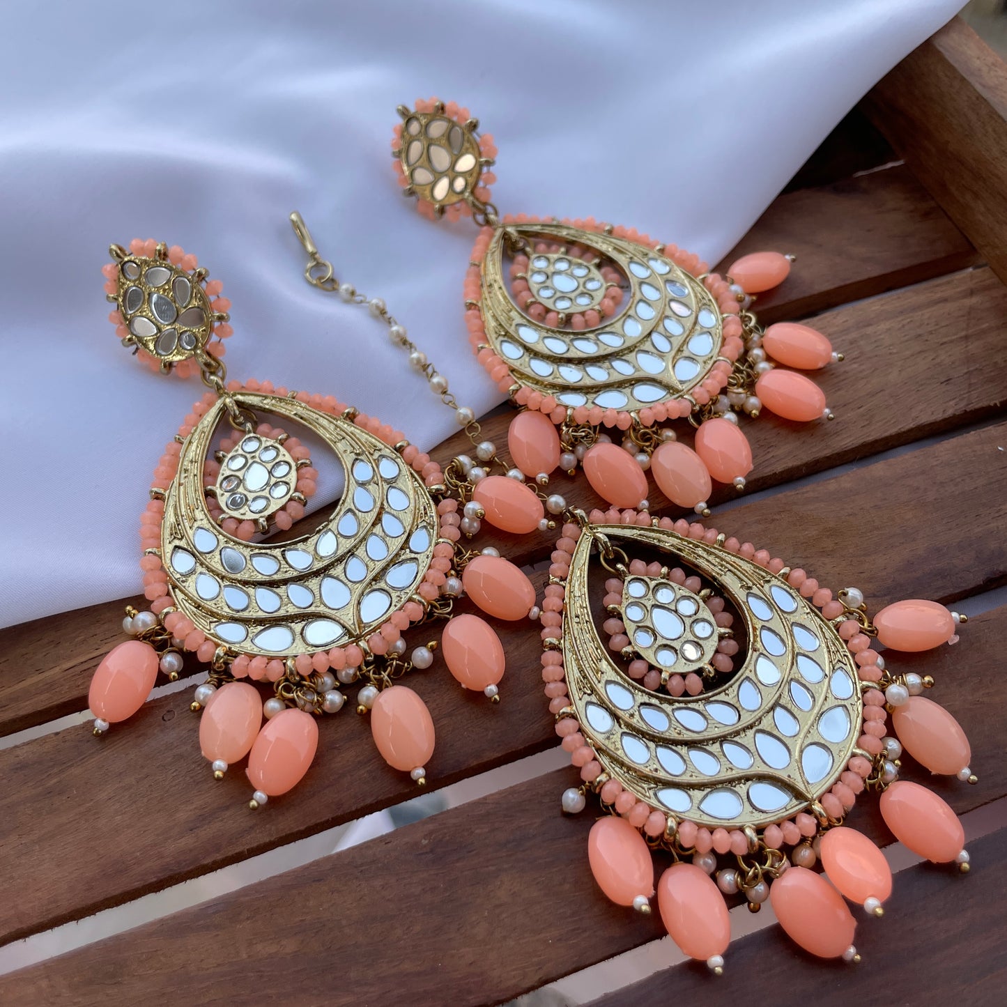 Pear Mirror Tikka Set