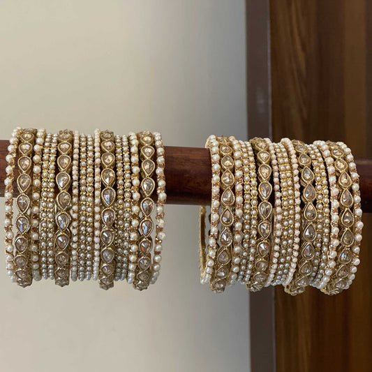 Aastha Bangle Set