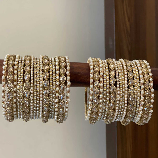Aastha Bangle Set
