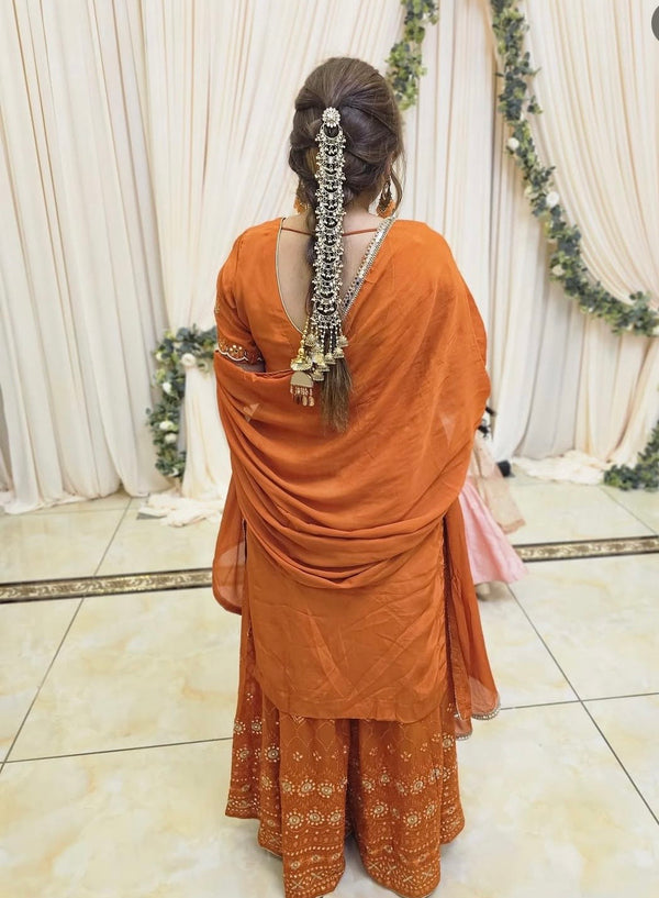 Aradhana Hair Mirror Choti