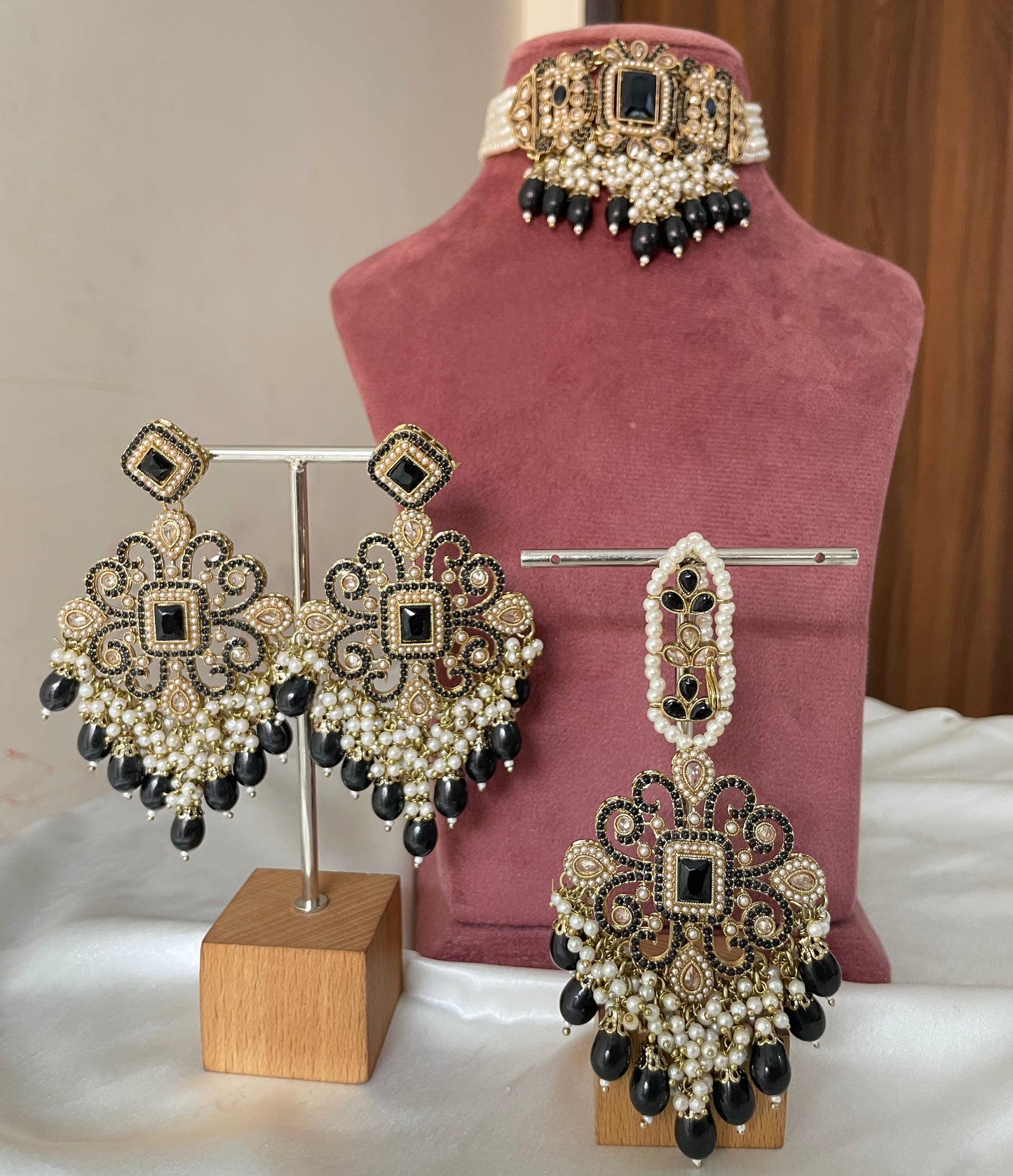 Rathi Jadau Choker Set