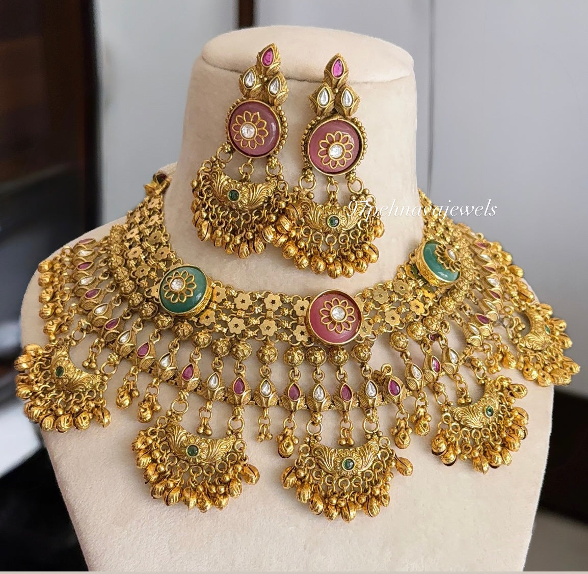 Sanchi Rajwada Necklace Set