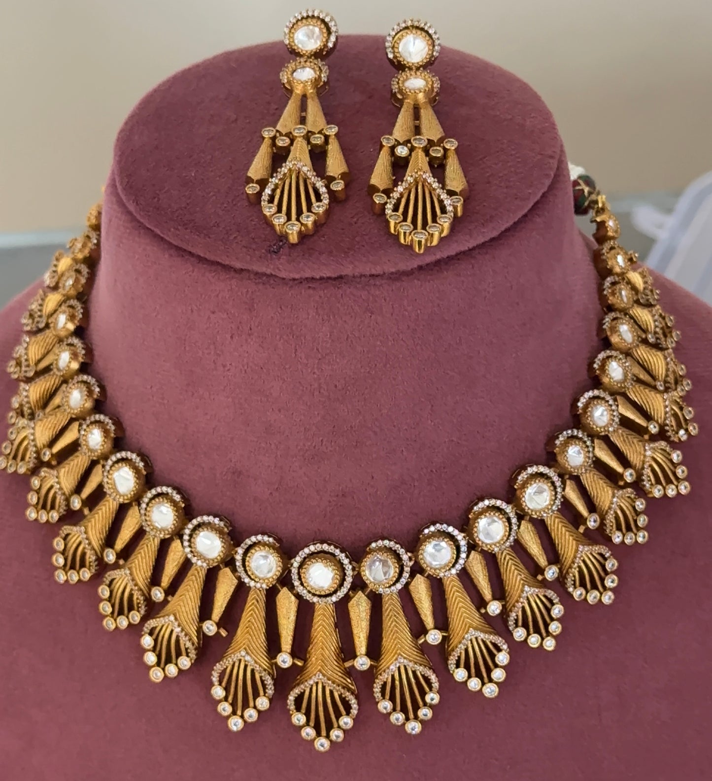 Matte Uncut Polki Necklace Set