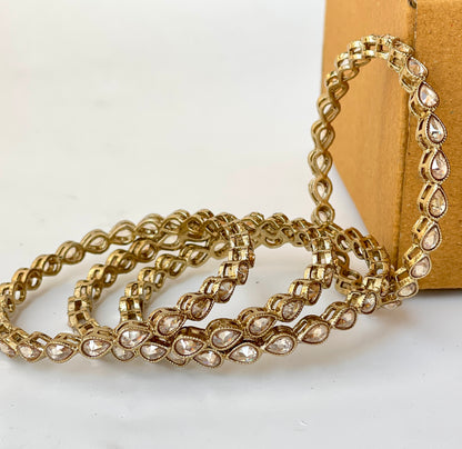 Nabhya Bangles