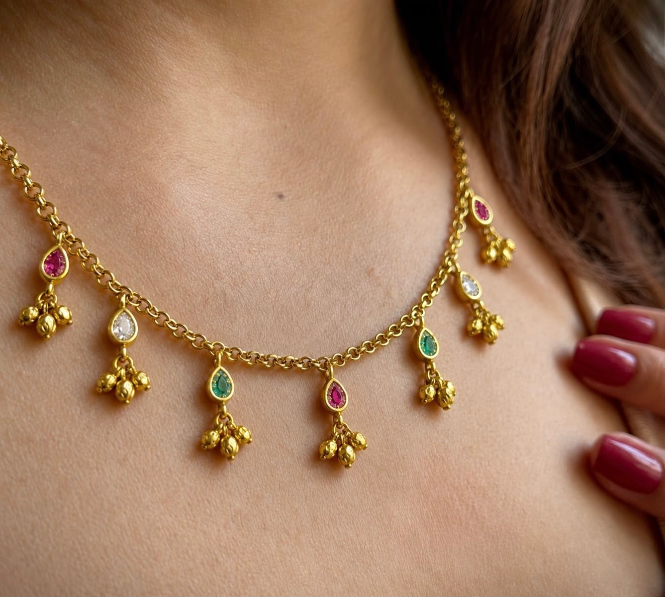Basant Minimal Necklace Set