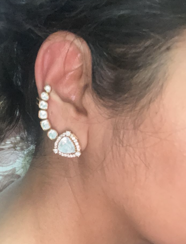 Diva Moissanite Minimal Earcuff