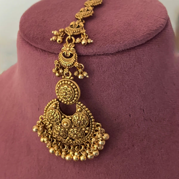 Mehir Gold Look Necklacs Set