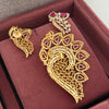 Sarla Pendant Set