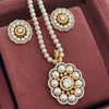 Niya Pendant Set