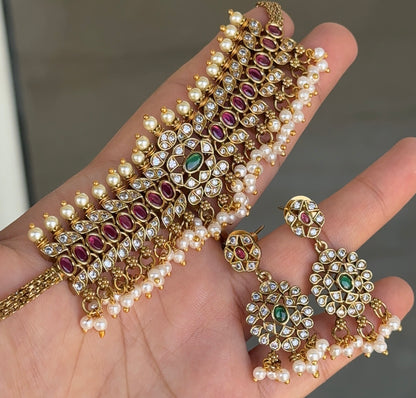 Sridha Dainty Gold Choker Set