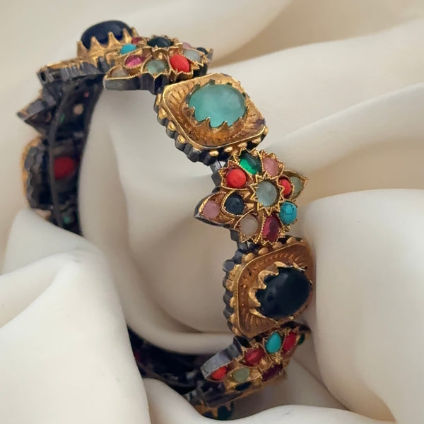 Kavya Sabya Navratan Bangles