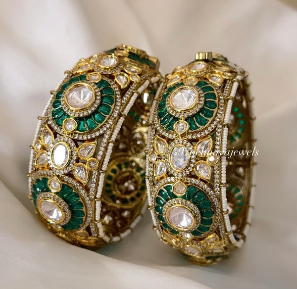 Nivetha Epoxy Kundan Opening Bangles