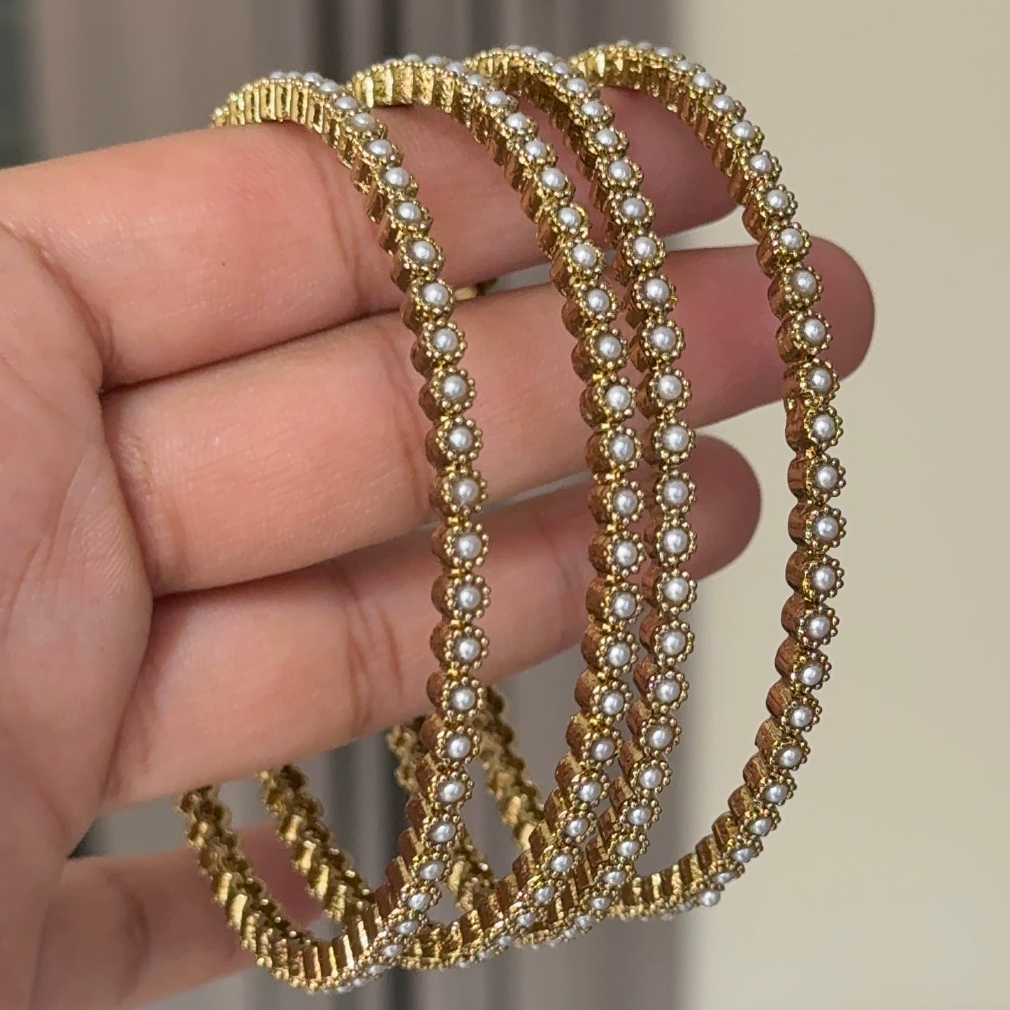 Ana Pearl Bangles