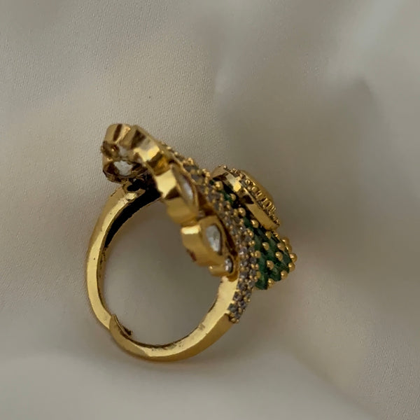 Levika Moissanite Ring
