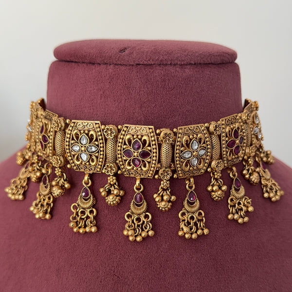 Aanya Gold Necklace Set