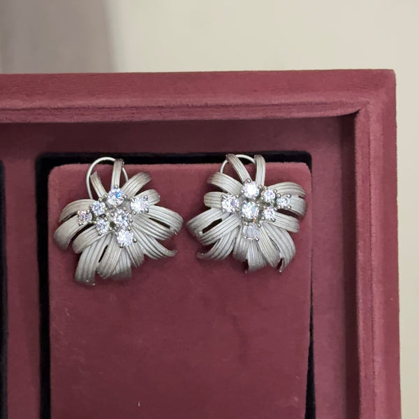 Gorgia Mettalic Stud Earrings