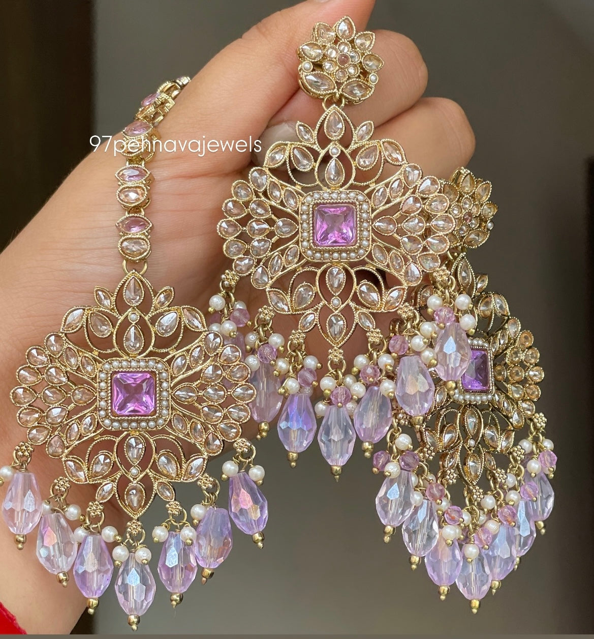 Kalpi Earrings Tikka Set