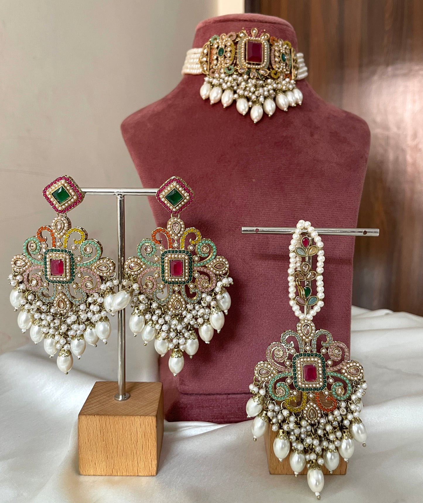 Rathi Jadau Choker Set