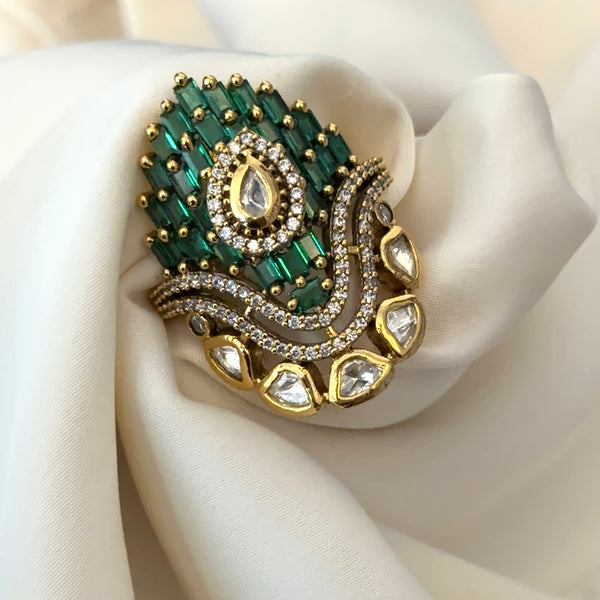 Levika Moissanite Ring