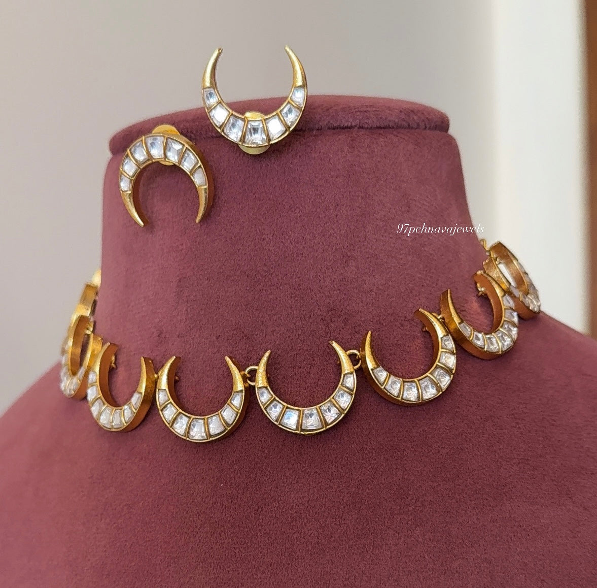 Chaand Jadau Necklace Set