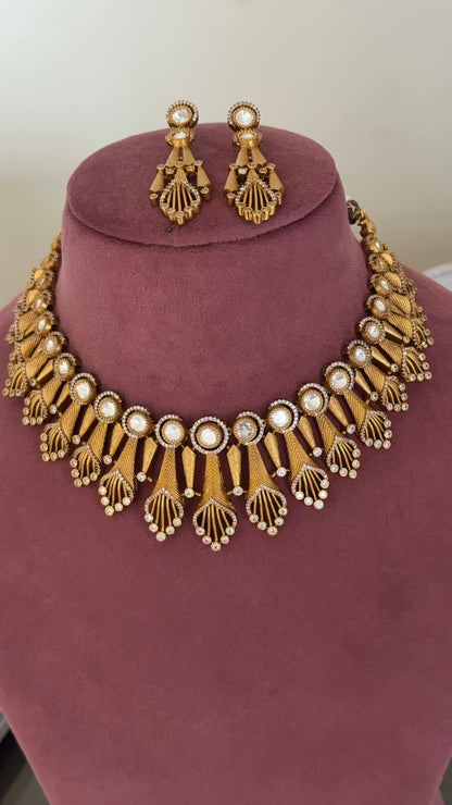 Matte Uncut Polki Necklace Set
