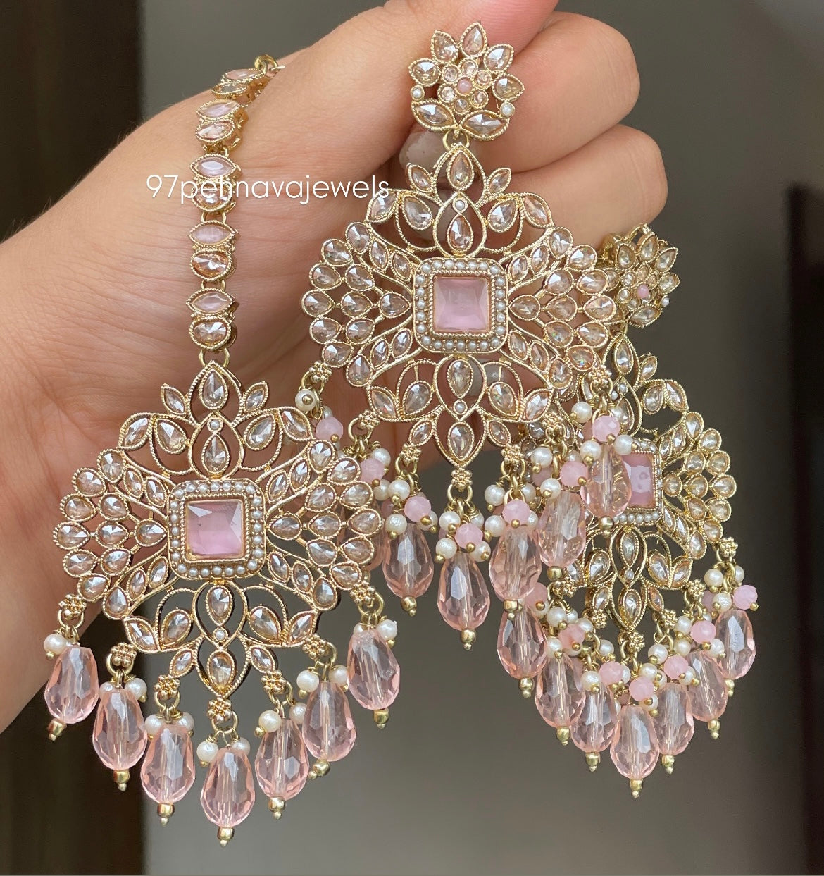 Kalpi Earrings Tikka Set