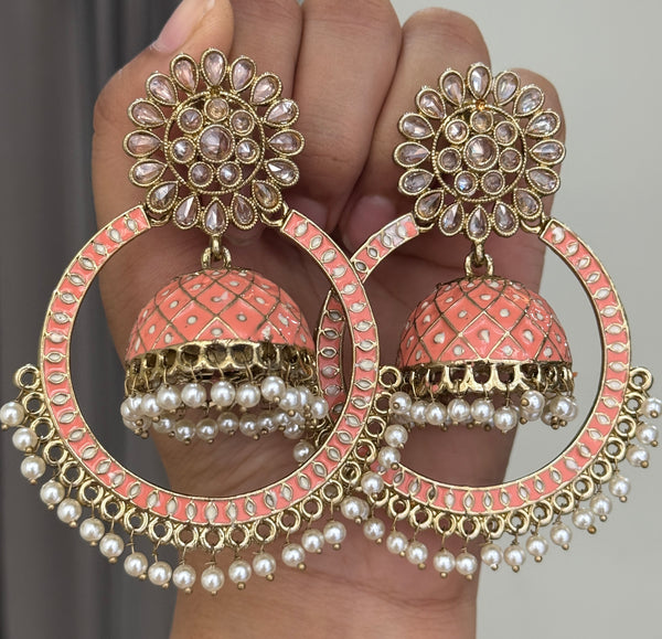 Round Earrings