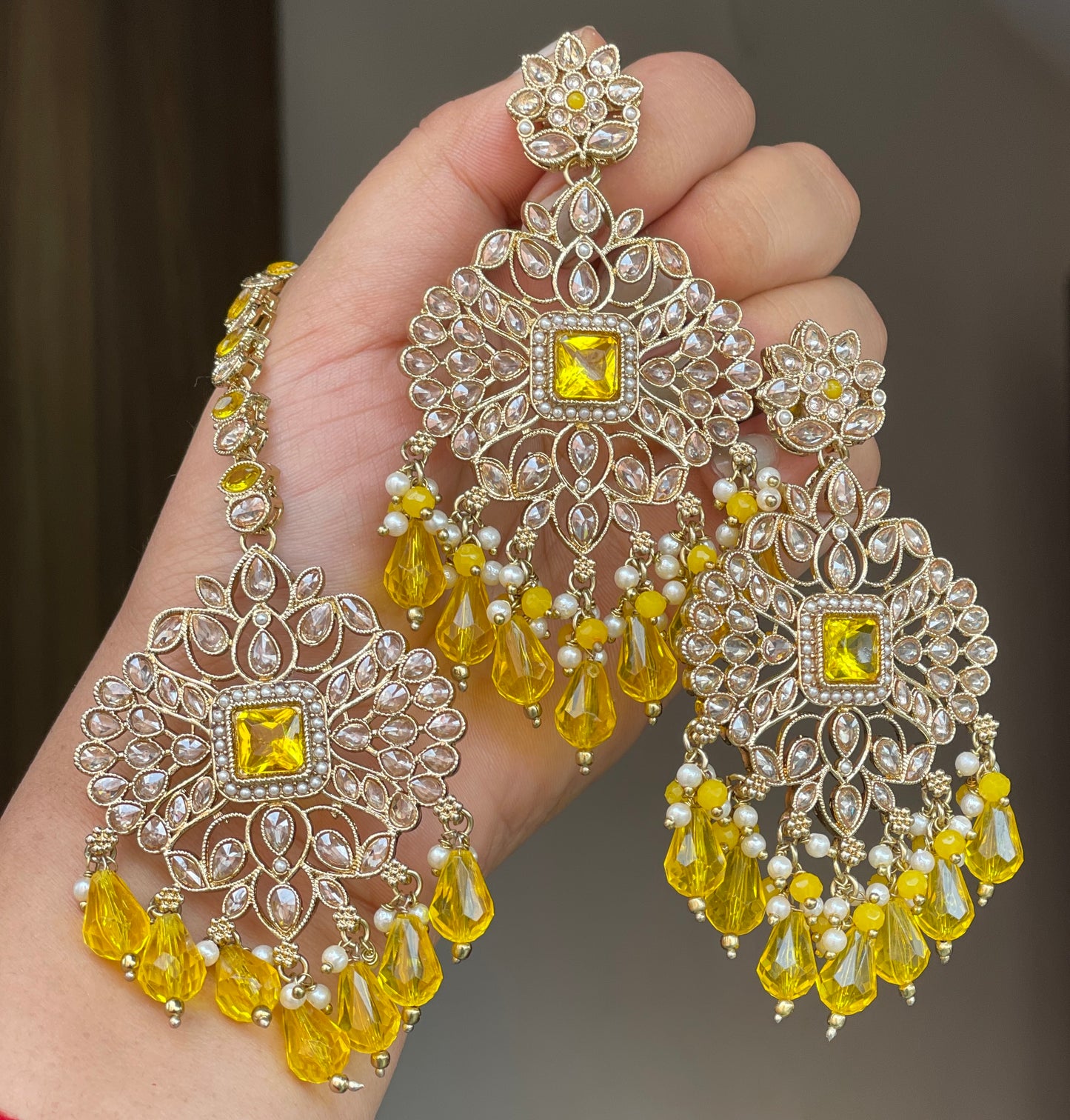 Kalpi Earrings Tikka Set