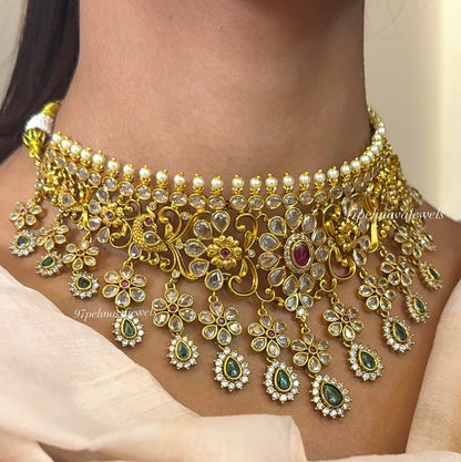 Naina Necklace Set