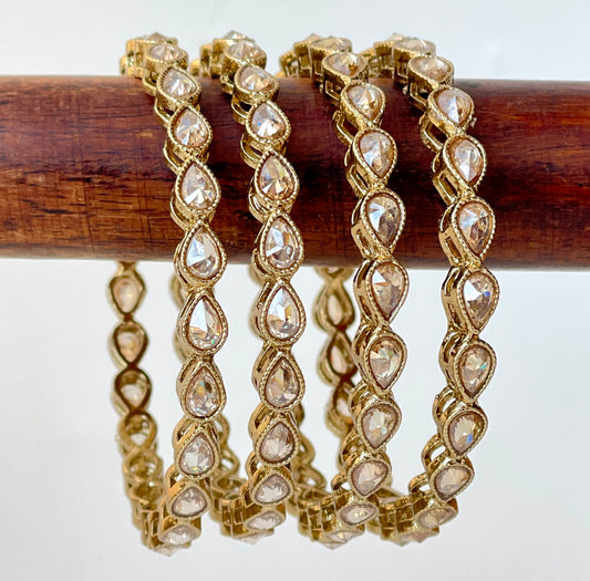Nabhya Bangles