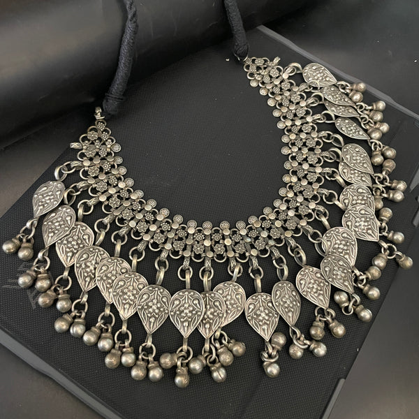 Ranjhi Heavy Necklace