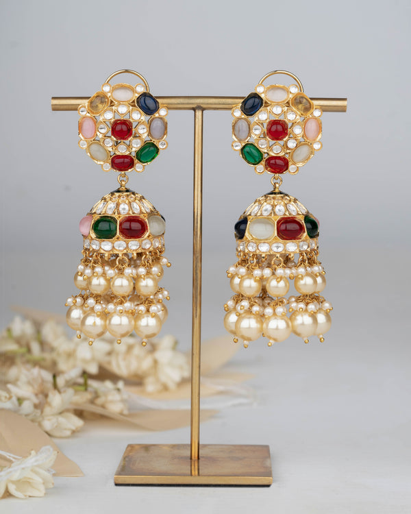 Dviya kundan jhumkas